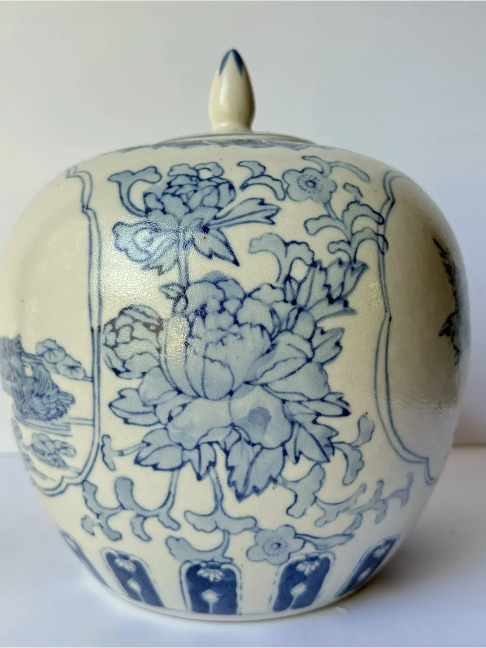 Vintage Chinoiserie Blue Chrysanthemum Floral Bird Lily Pad Porcelain Ginger Jar - Picture 5 of 12